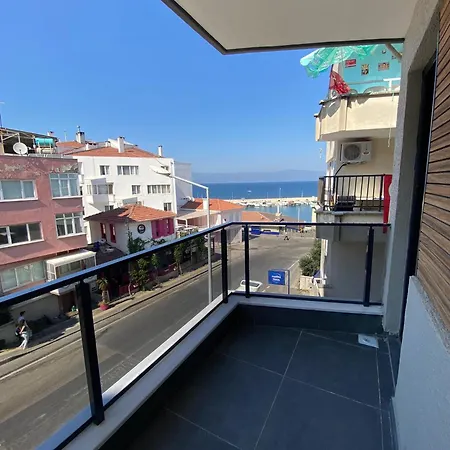The Bluesuit Apartment Mudanya